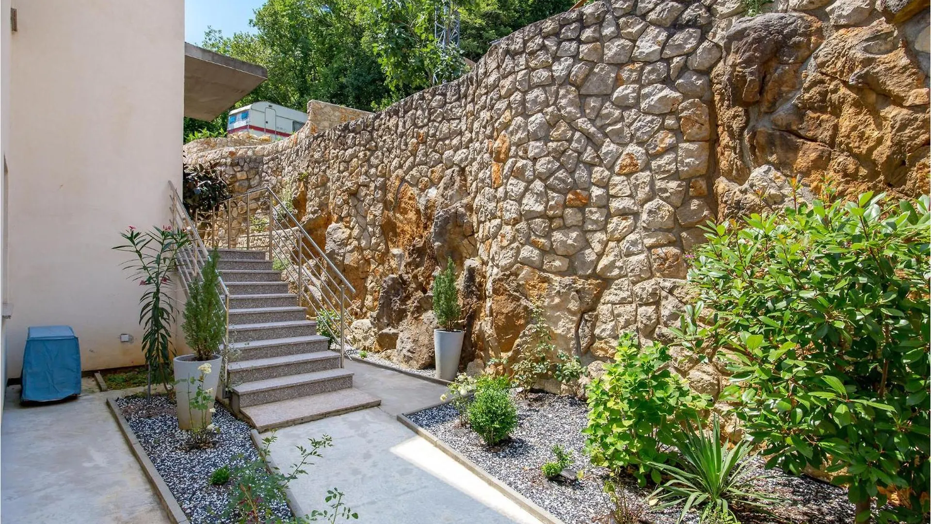 Beautiful Apartment In Moscenicka Draga With Wifi